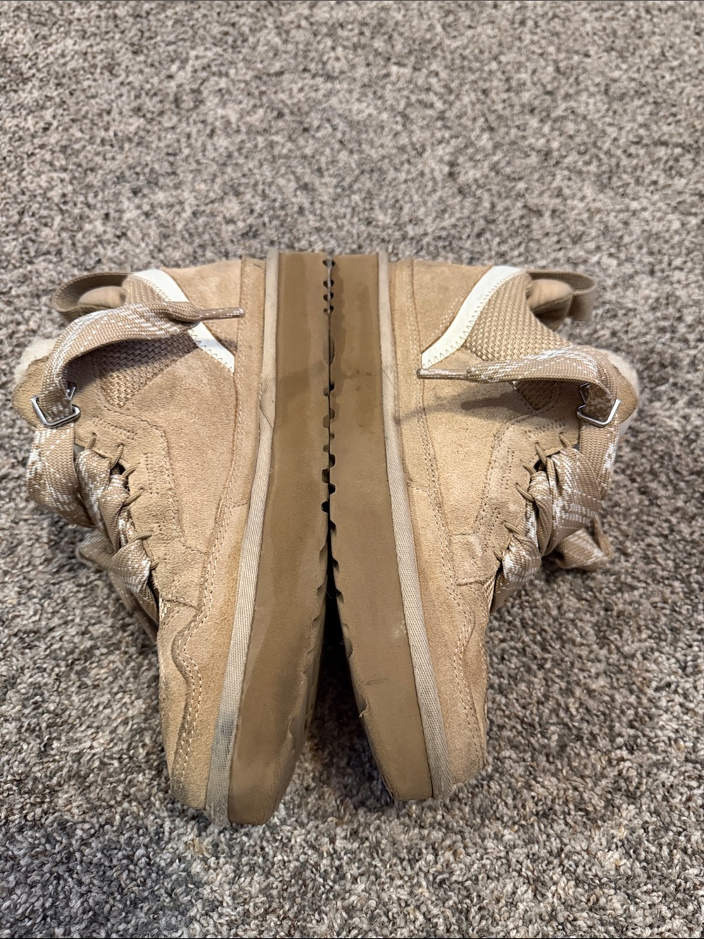 UGG Lowmel Tan/Taupe Lace-Up Cozy Boot Sneakers Women's Size 9- Some wear - Picture 2 of 8